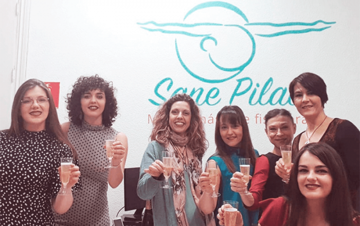 Sane Pilates te desea felices fiestas